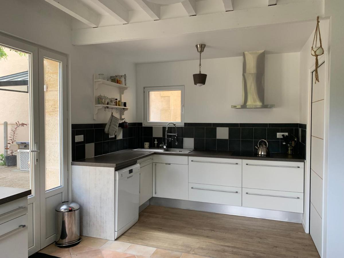 Batisse En Pierre XVII Siecle 115 M² Avec Terrasse Villa Ambares-et-Lagrave Bagian luar foto