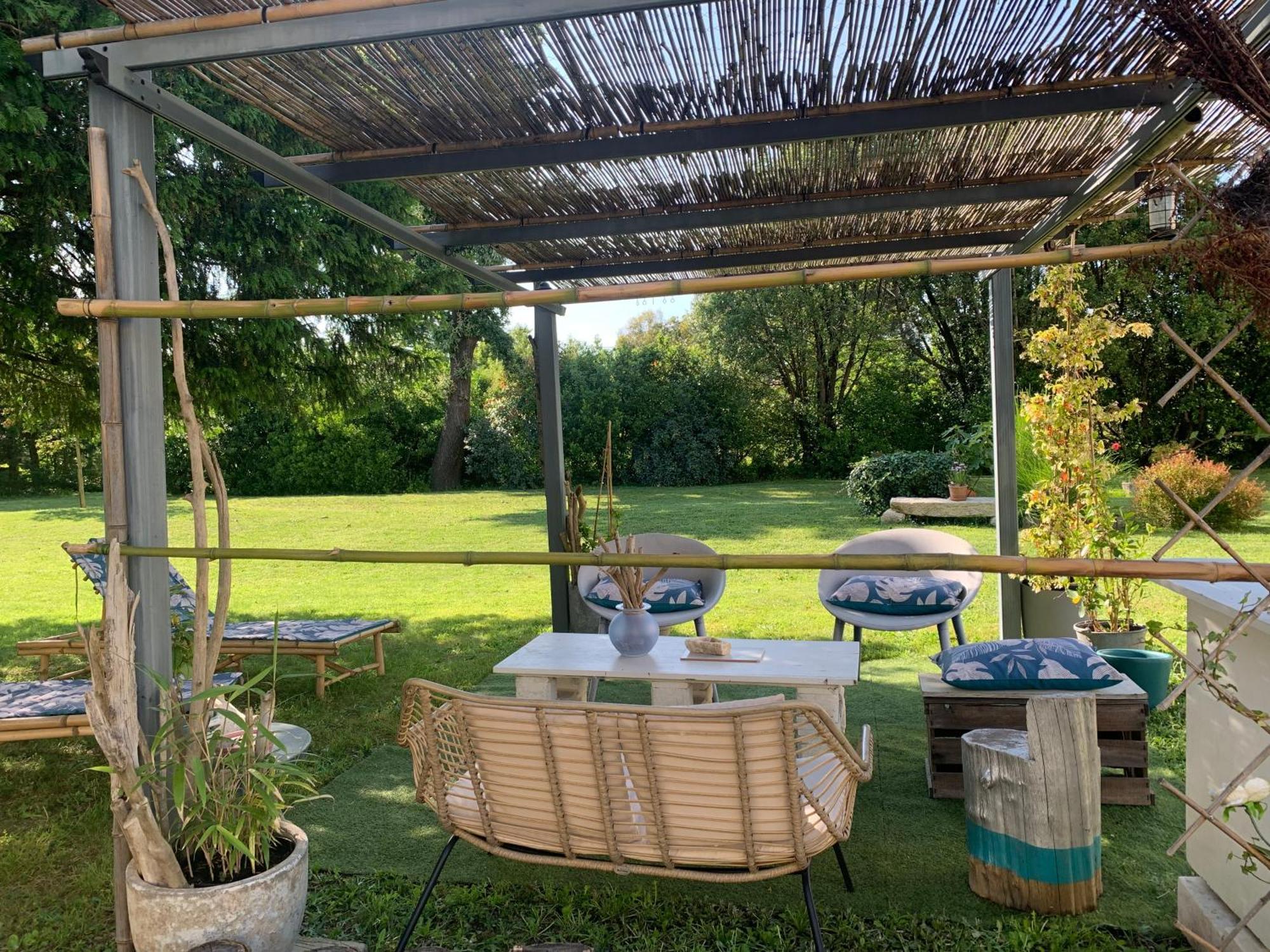 Batisse En Pierre XVII Siecle 115 M² Avec Terrasse Villa Ambares-et-Lagrave Bagian luar foto